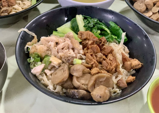 Rahasia Lezat Bakmi Gang Kelinci Pasar Baru Legendaris