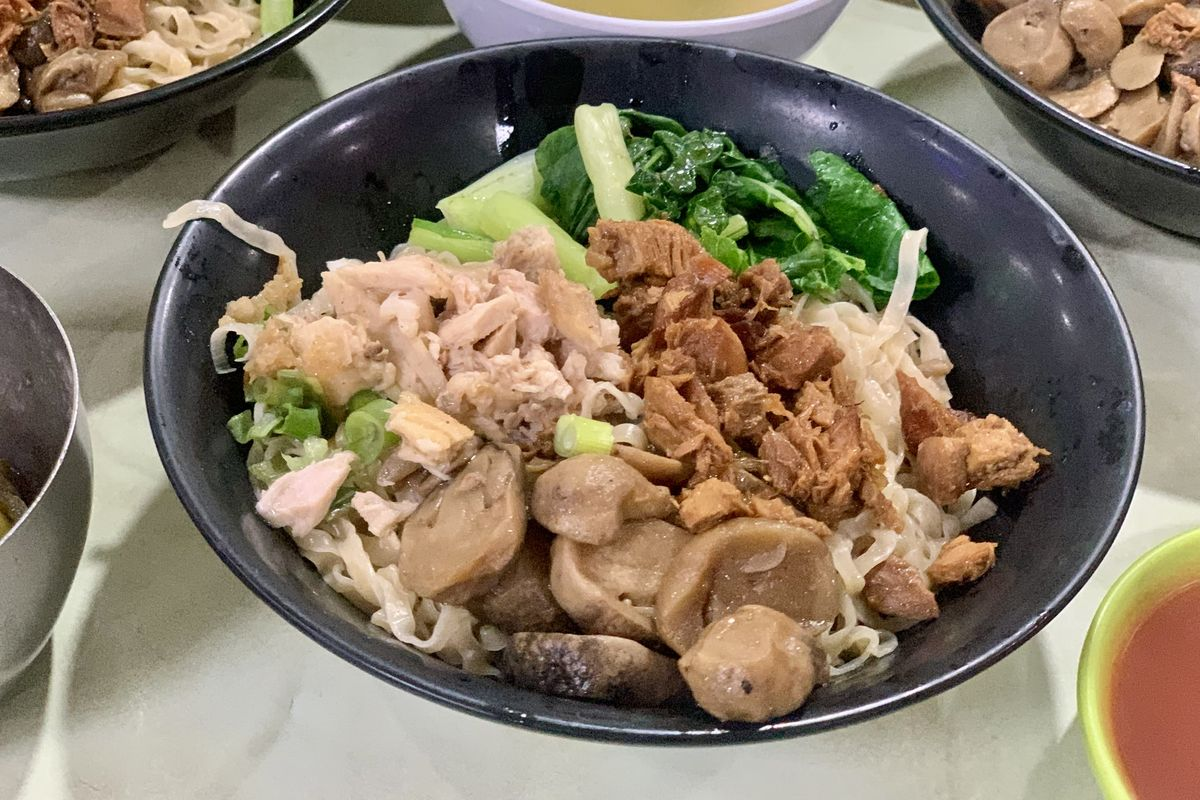 Rahasia Lezat Bakmi Gang Kelinci Pasar Baru Legendaris