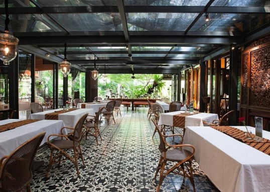 Review Restoran Plataran Dharmawangsa Mewah Dan Elegan