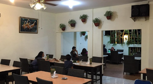 Review Restoran Bebek Goreng Haji Slamet Juara Surabaya
